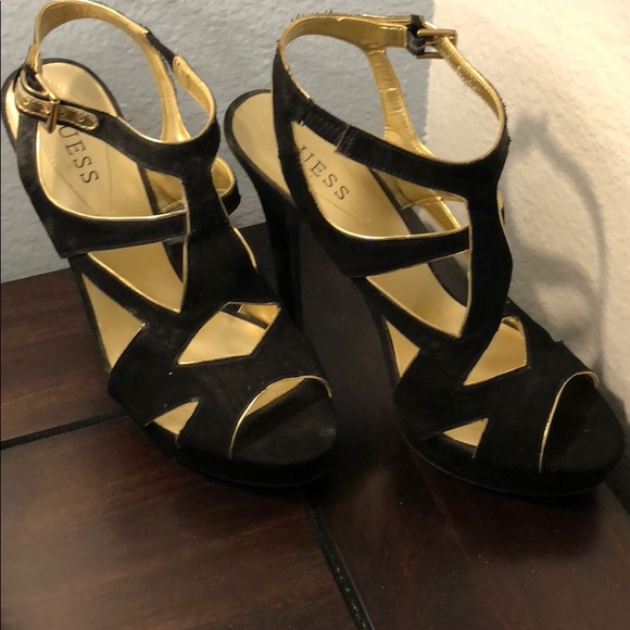 GUESS black and gold suede platform - Picture 1 of 5
